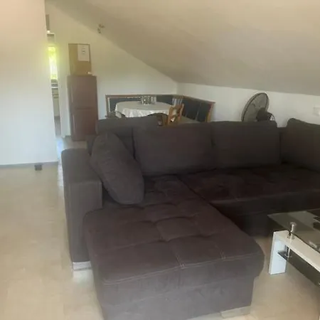 Talbach Apartman *